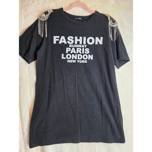 Fashion Nova Black Runway Paris London New York Graphic T Shirt Studded Shoulder